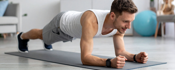 プランクの効果と正しいフォーム！バリエーション5選も解説